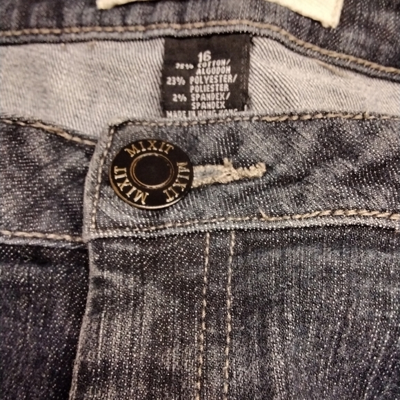 Mixit Stretch Blue Jeans  Size 16 - Picture 3 of 3